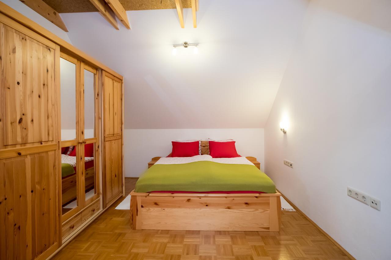 Apartments Rozic Bohinj Bagian luar foto