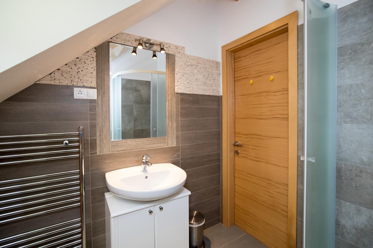 Apartments Rozic Bohinj Bagian luar foto