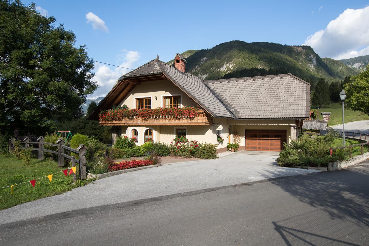 Apartments Rozic Bohinj Bagian luar foto