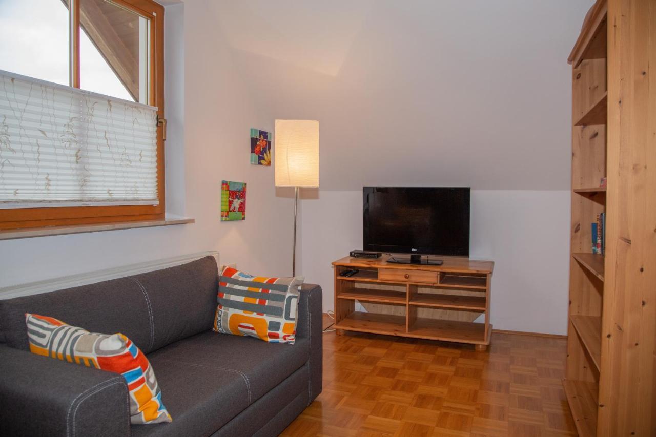 Apartments Rozic Bohinj Bagian luar foto